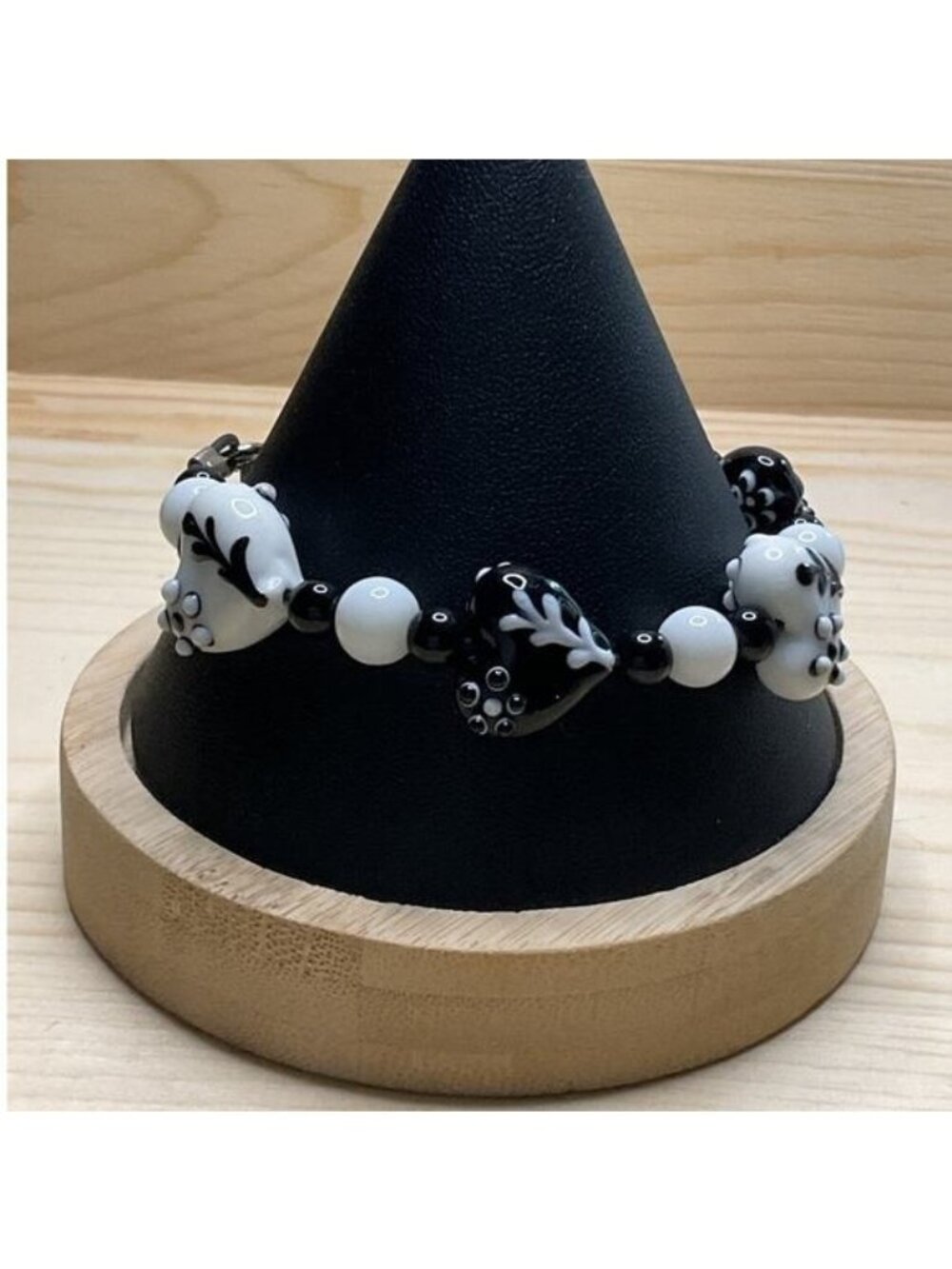 Y2K Black White Floral Heart Lampwork Glass Bead Toggle Clasp Coquette Bracelet